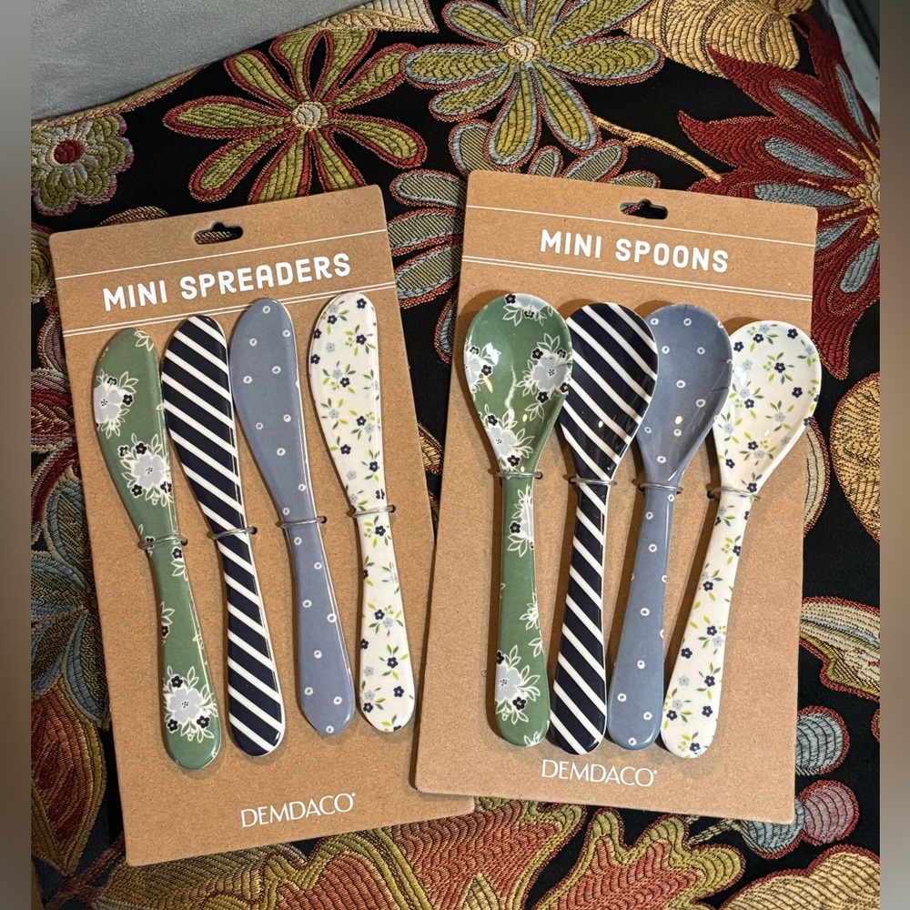 Demdaco Bamboo Fiber Mini Decorative Spreaders and Mini spoons